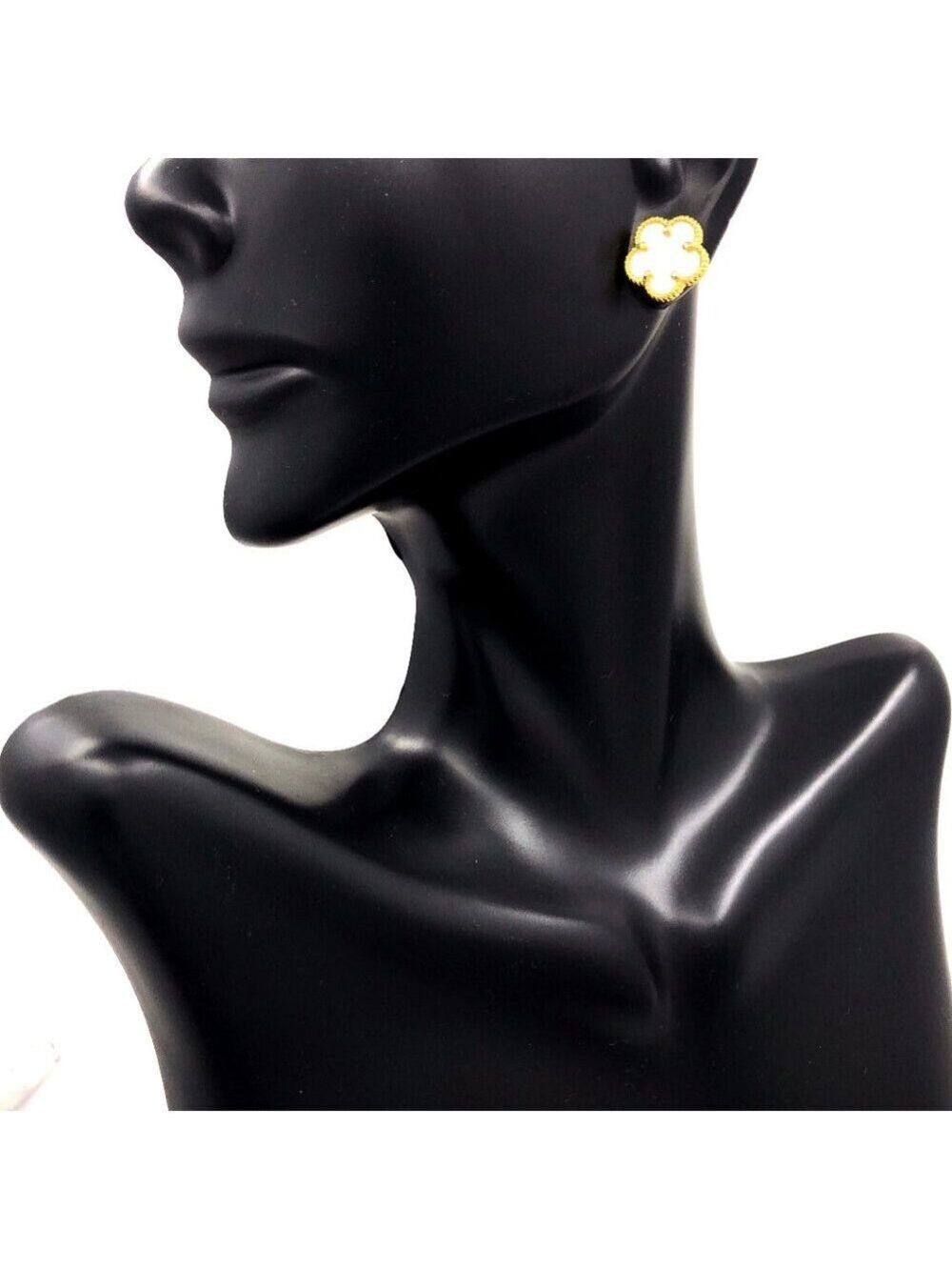Clover 5 Leave Stud Earrings 18k GP 925 Sterling Silver / Mother of Pearl - Picture 3 of 6